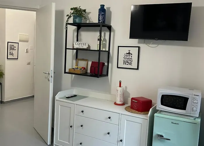 Marchese Di Montrone 126 * Bari