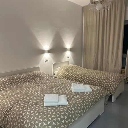 Marchese Di Montrone 126 Apartman Bari