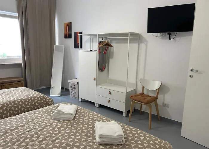 Apartment Marchese Di Montrone 126 *